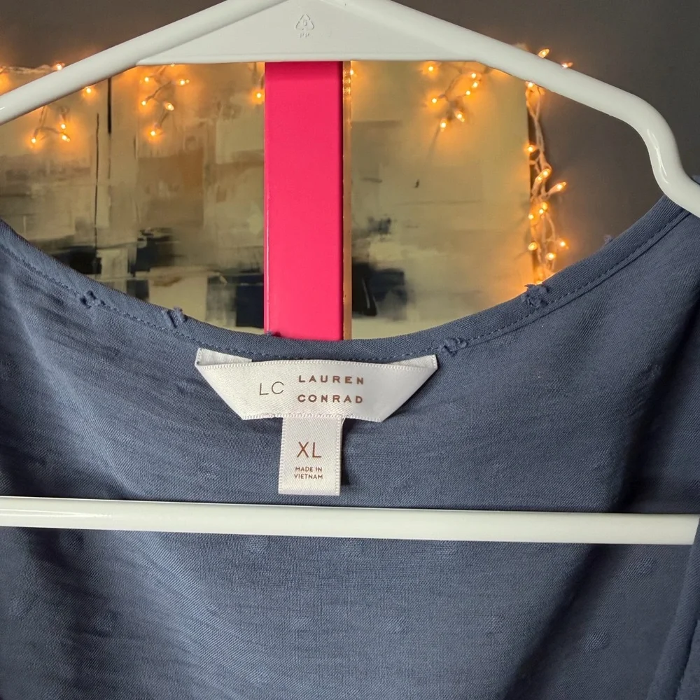 LC Lauren Conrad Swiss Dot Ruffle Sleeveless Top Size XL - Picture 4 of 6